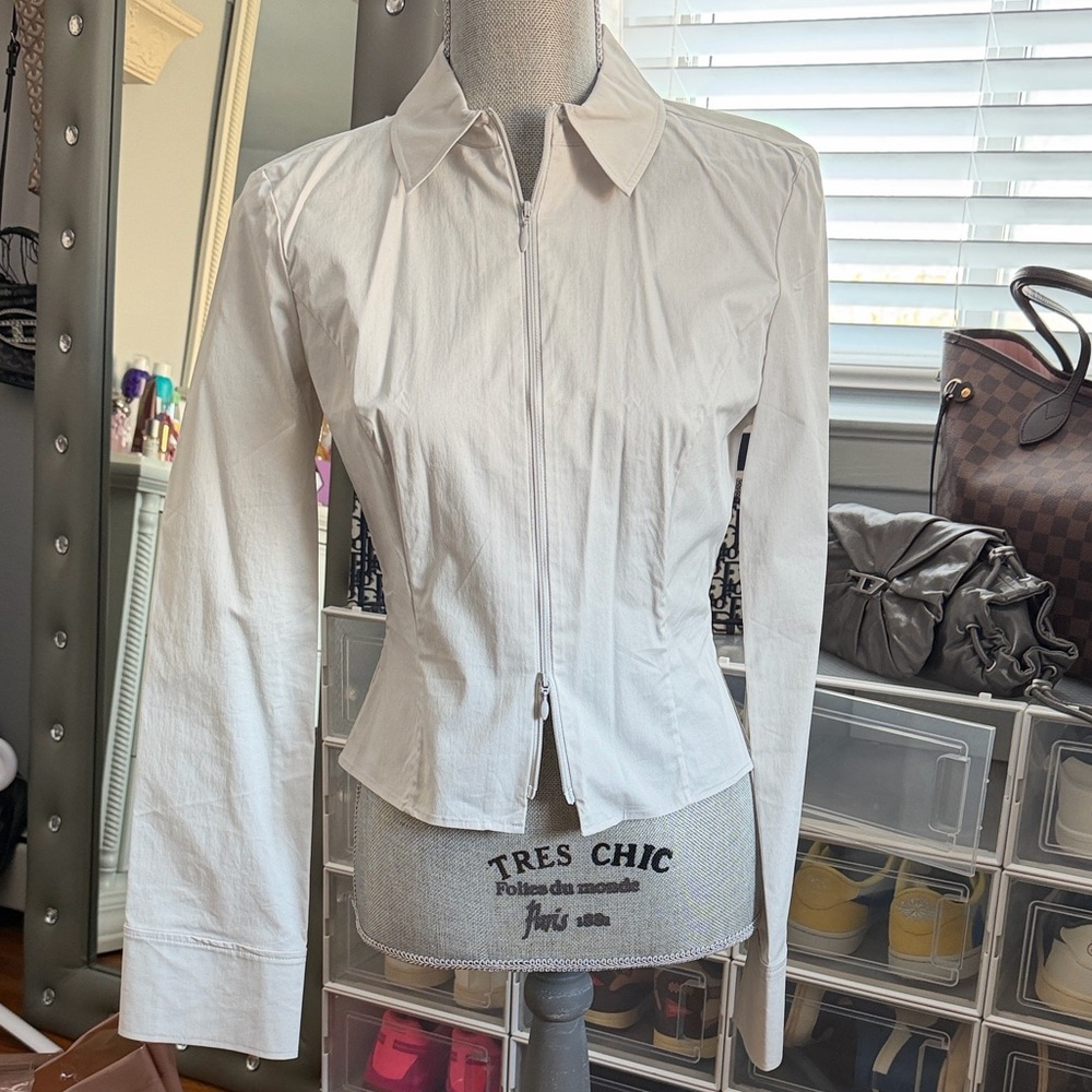 Classic White Button-Front Women's Shirt Jacket